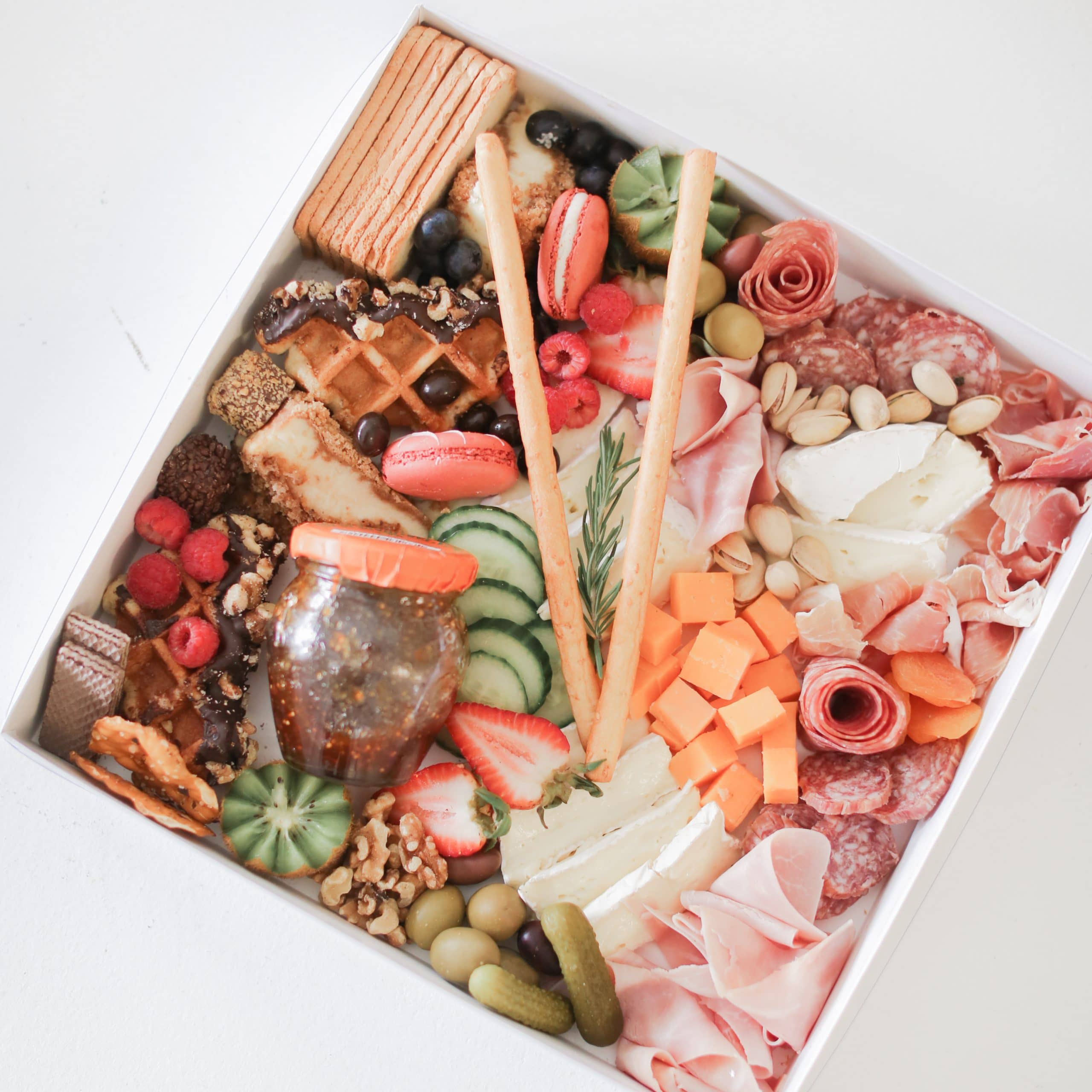Floralbash large charcuterie board