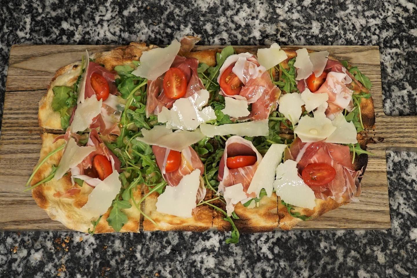 pinsa, antipasto, Italian cuisine